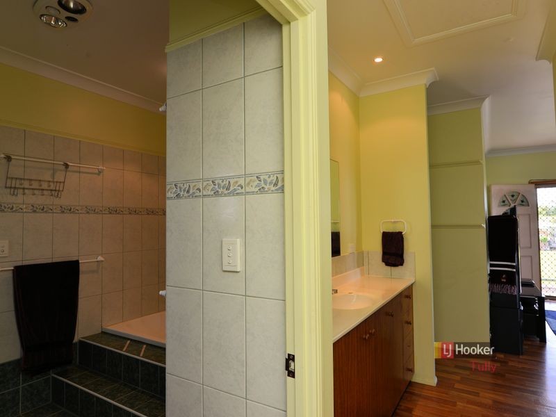 13 Taylor Street, Kurrimine Beach QLD 4871