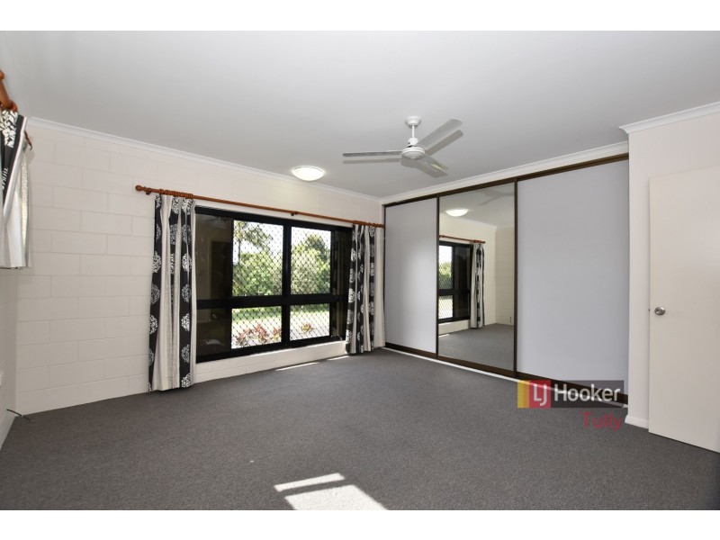 Unit 2/117 Taylor Street, Tully Heads QLD 4854