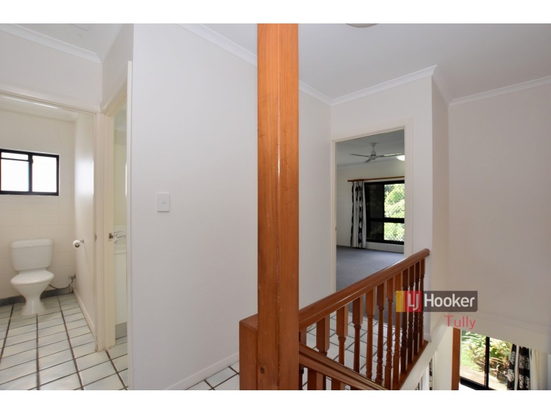 Unit 2/117 Taylor Street, Tully Heads QLD 4854