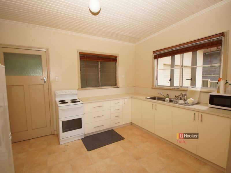 12 Geddes Street, Tully QLD 4854