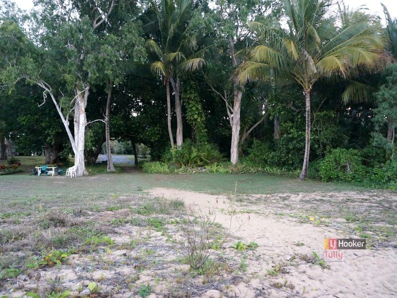 21 Evans Road, Bramston Beach QLD 4871