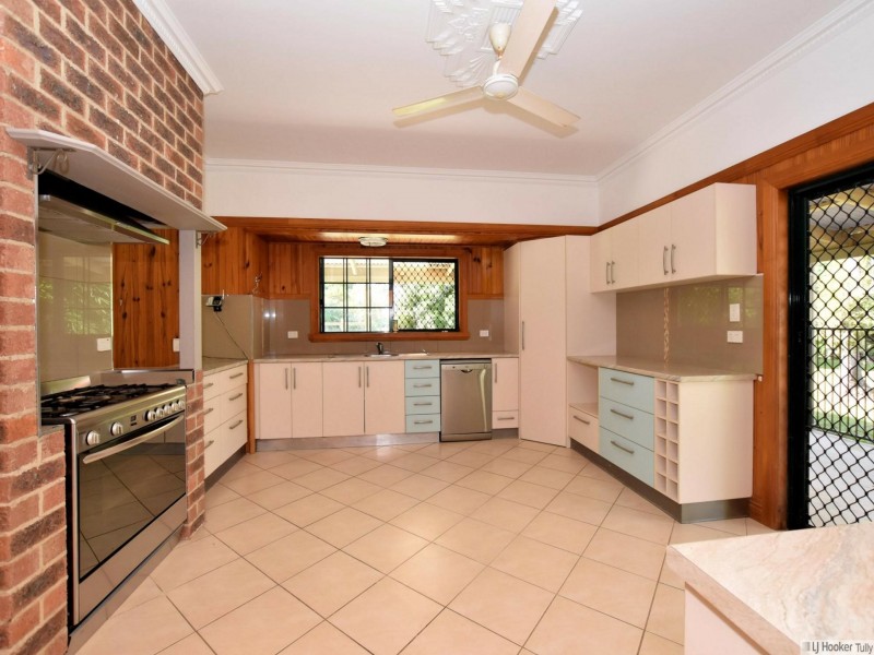 80 Paradise Palm Drive, Tully Heads QLD 4854