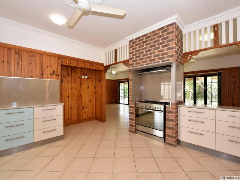 80 Paradise Palm Drive, Tully Heads QLD 4854