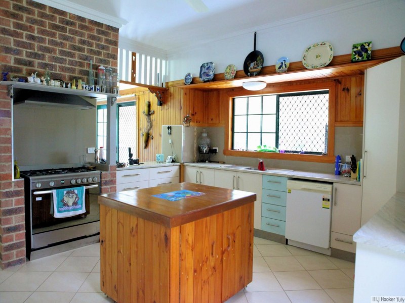 80 Paradise Palm Drive, Tully Heads QLD 4854