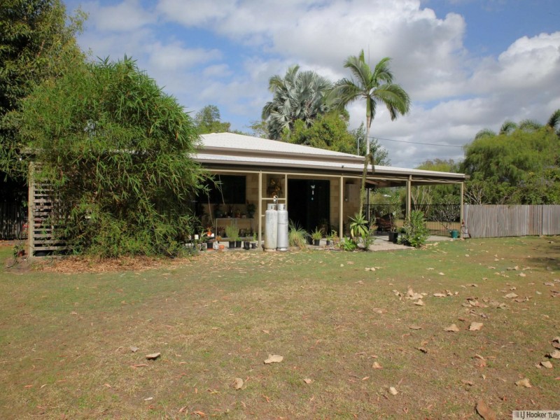 80 Paradise Palm Drive, Tully Heads QLD 4854