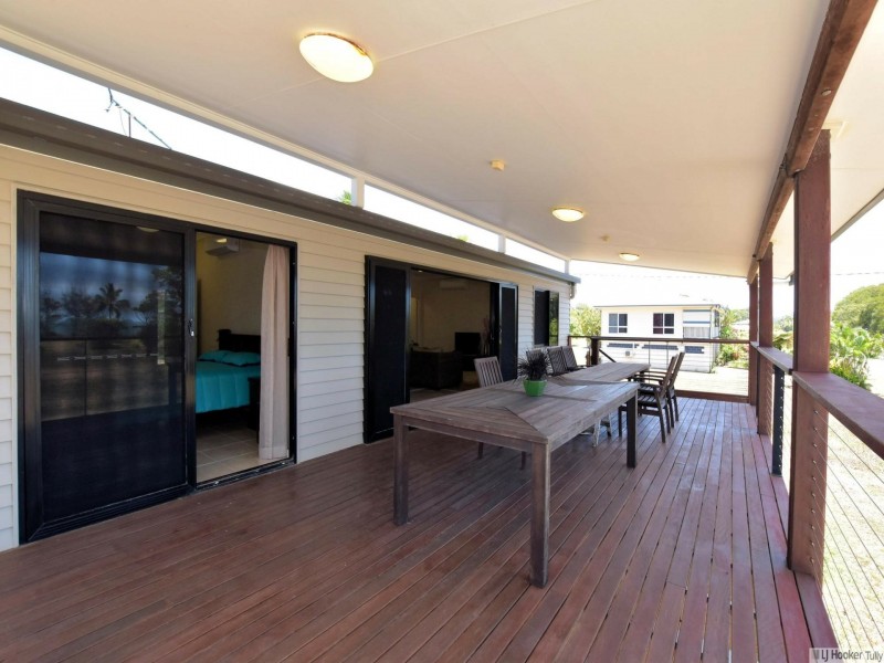 61 Taylor Street, Tully Heads QLD 4854