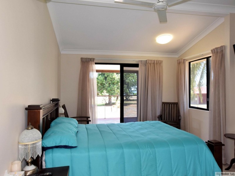 61 Taylor Street, Tully Heads QLD 4854