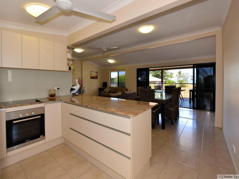 61 Taylor Street, Tully Heads QLD 4854