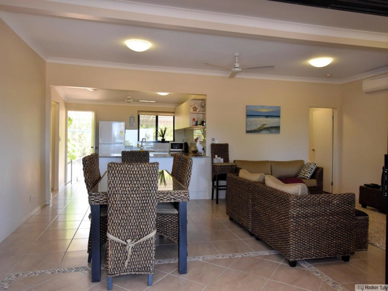 61 Taylor Street, Tully Heads QLD 4854