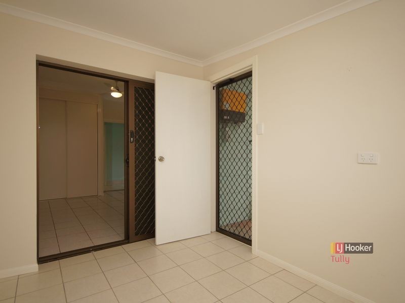 41 Taylor Street, Tully Heads QLD 4854