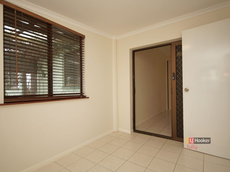 41 Taylor Street, Tully Heads QLD 4854