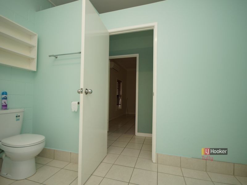 41 Taylor Street, Tully Heads QLD 4854