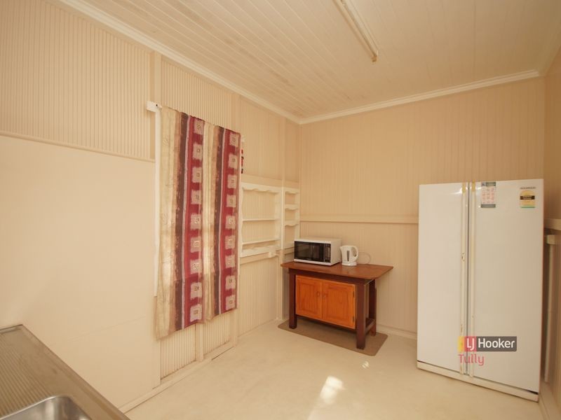 38 Mcquillen Street, Tully QLD 4854