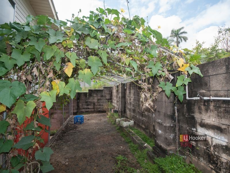 15 Hielscher Street, Tully QLD 4854