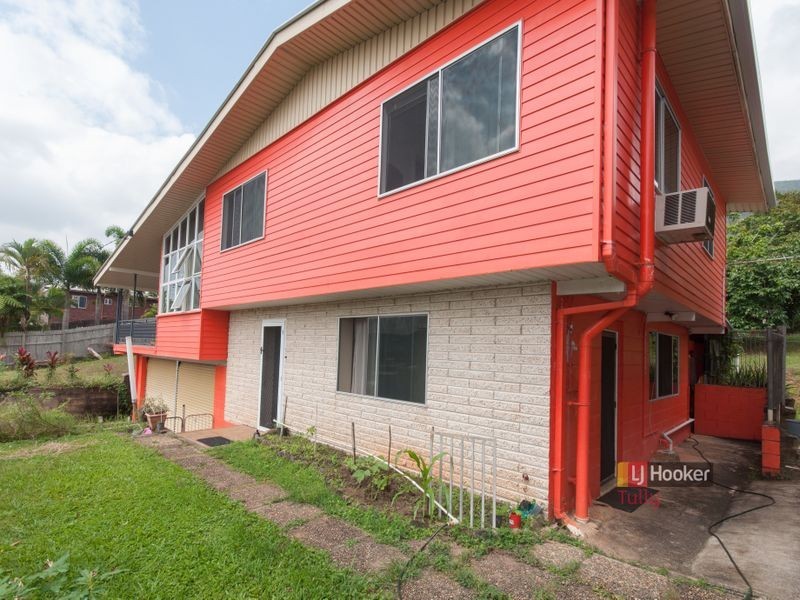 15 Hielscher Street, Tully QLD 4854