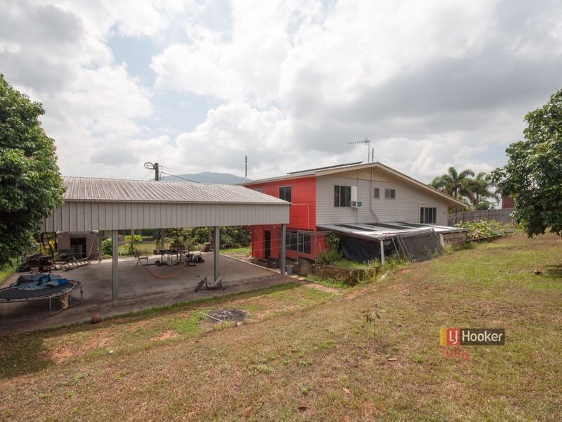 15 Hielscher Street, Tully QLD 4854