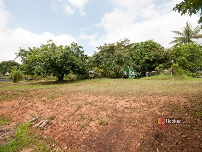 15 Hielscher Street, Tully QLD 4854