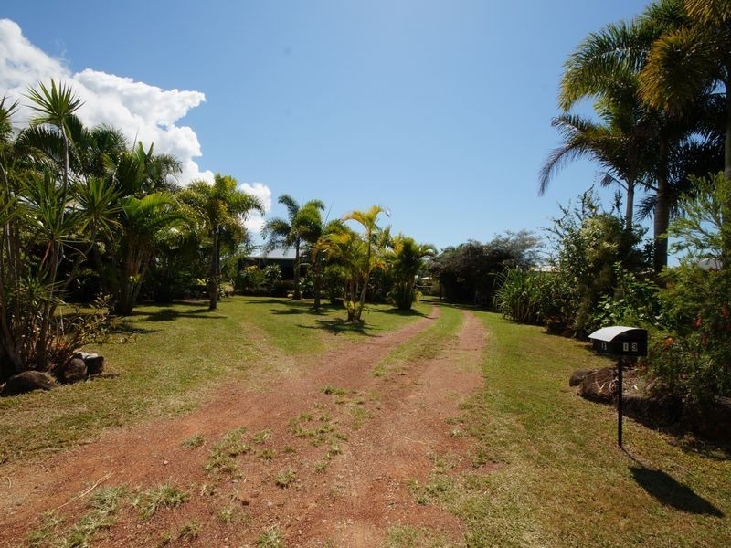 13 Amanda Crescent, Tully Heads QLD 4854