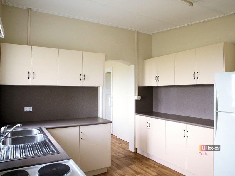 288 Old Tully Road, Midgenoo QLD 4854