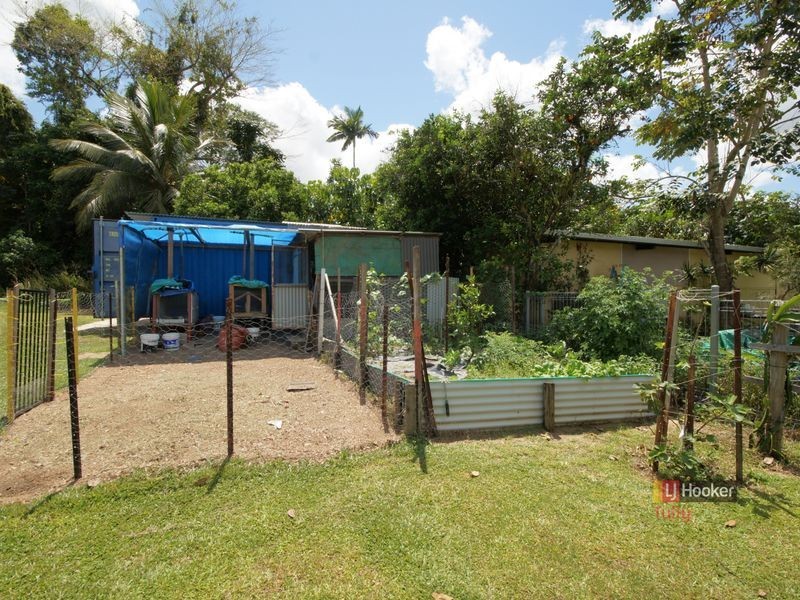 4 Bineham Street, Tully QLD 4854
