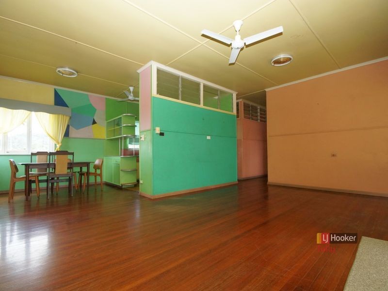 25 Hyatt, Tully QLD 4854