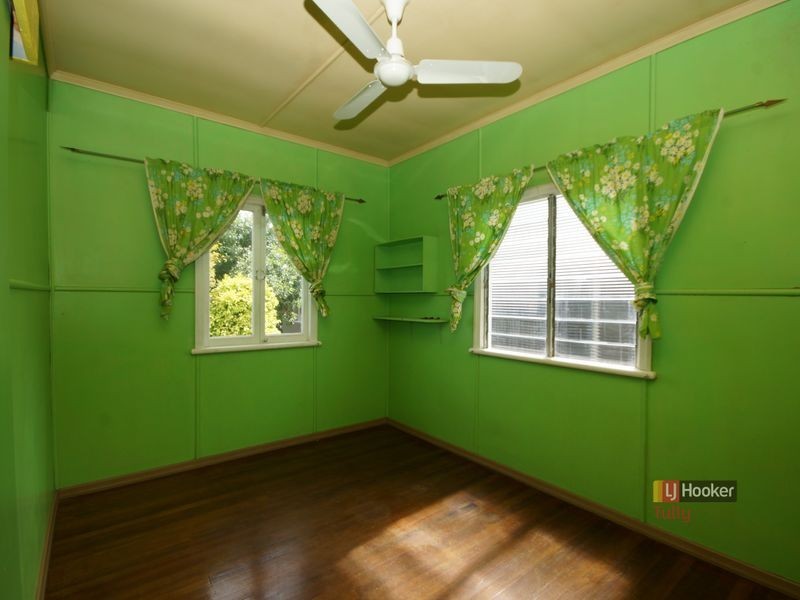 25 Hyatt, Tully QLD 4854