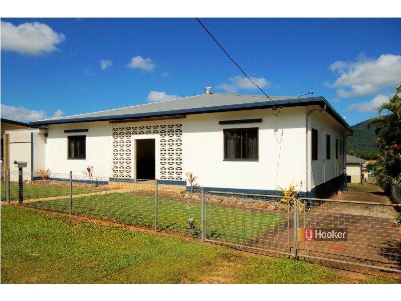 4a McDonald Street, Tully QLD 4854