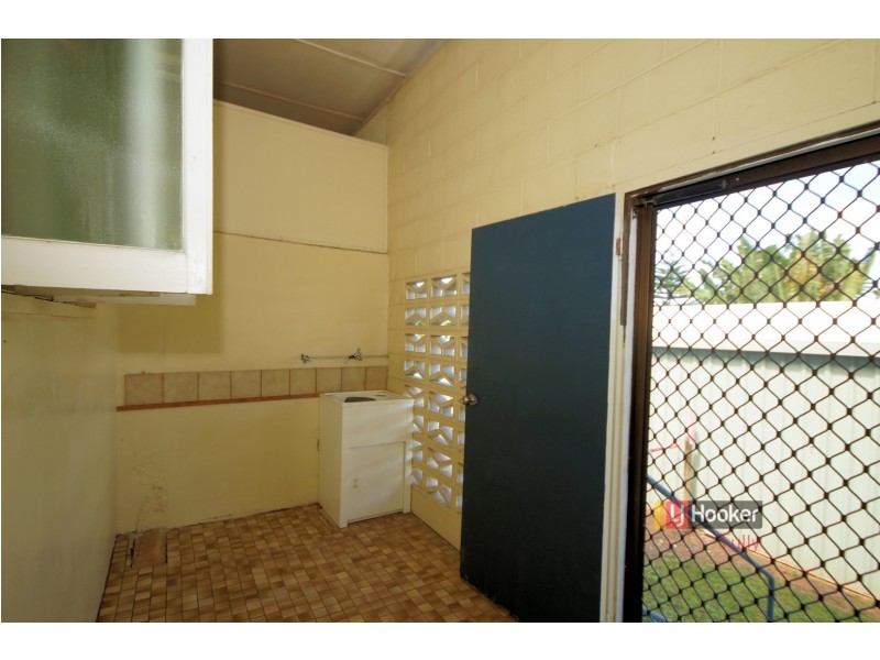 4a McDonald Street, Tully QLD 4854