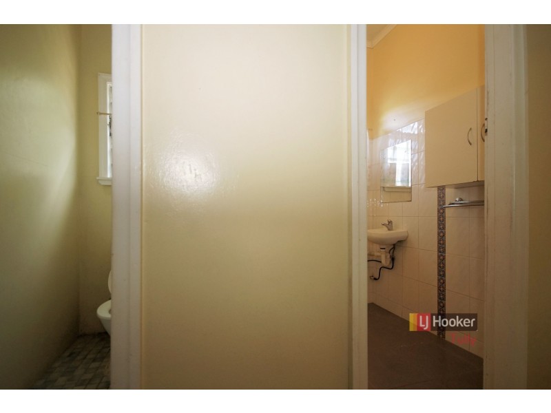 4a McDonald Street, Tully QLD 4854