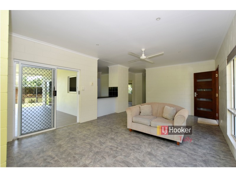 62 Bamber Street, Tully QLD 4854