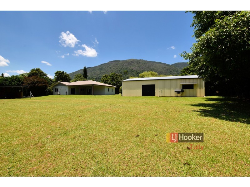 62 Bamber Street, Tully QLD 4854
