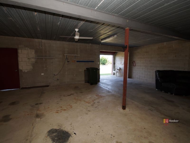 79 Taylor Street, Tully Heads QLD 4854