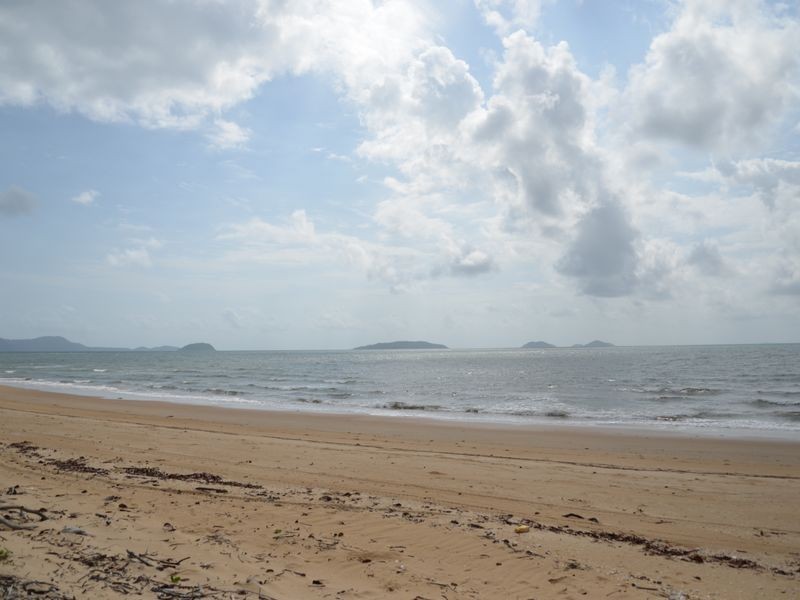 66 Luff Street, Hull Heads QLD 4854