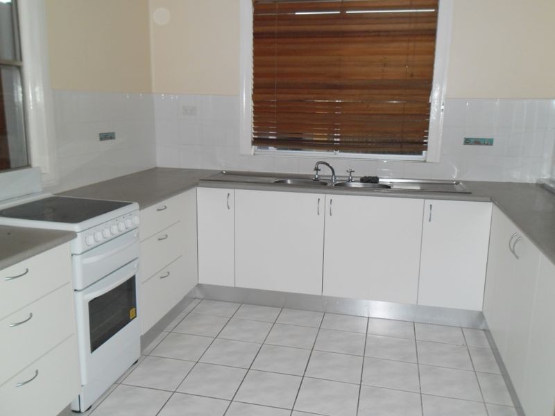 89 Murray Street, Tully QLD 4854