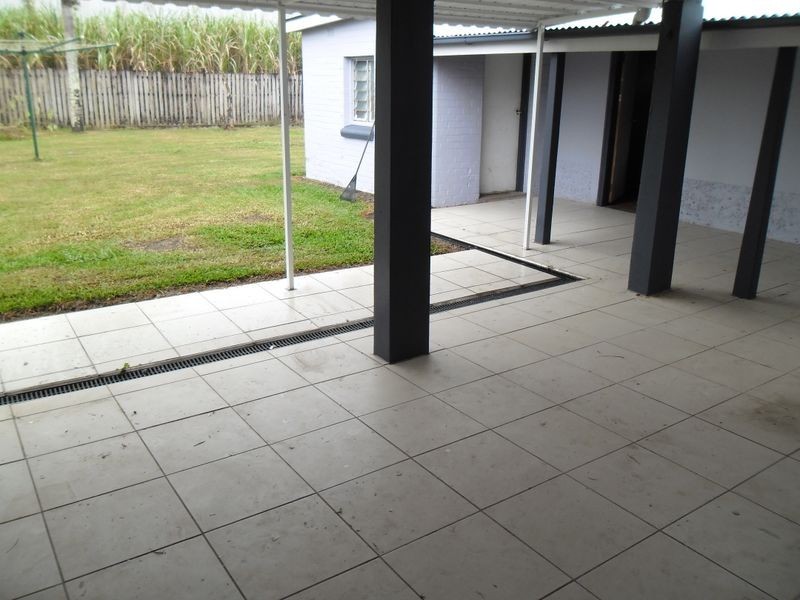 89 Murray Street, Tully QLD 4854