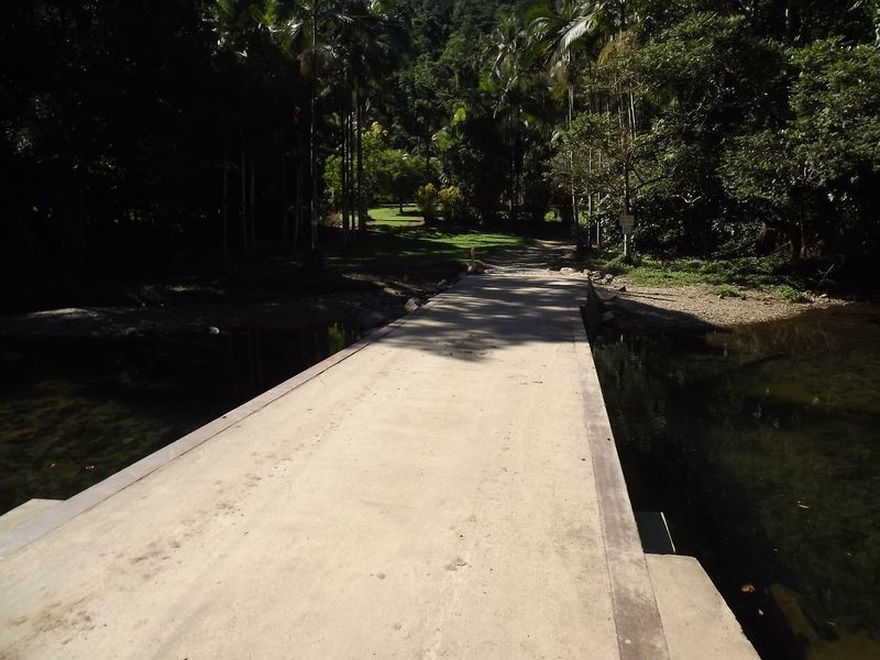 Redlynch QLD 4870
