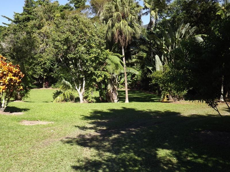 Redlynch QLD 4870