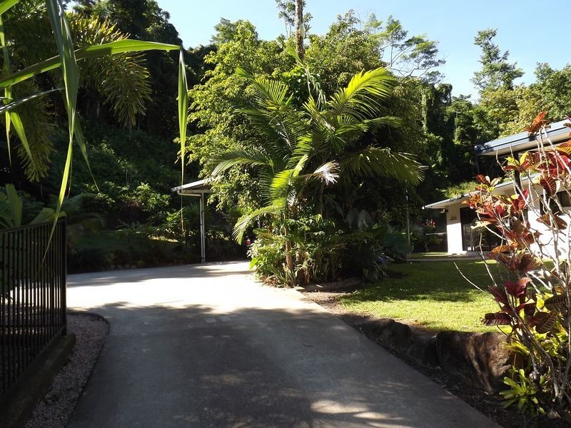 Redlynch QLD 4870