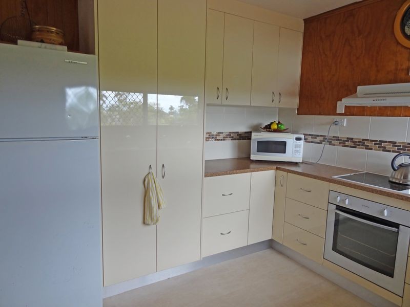 1 Millwood  Street, Tully QLD 4854