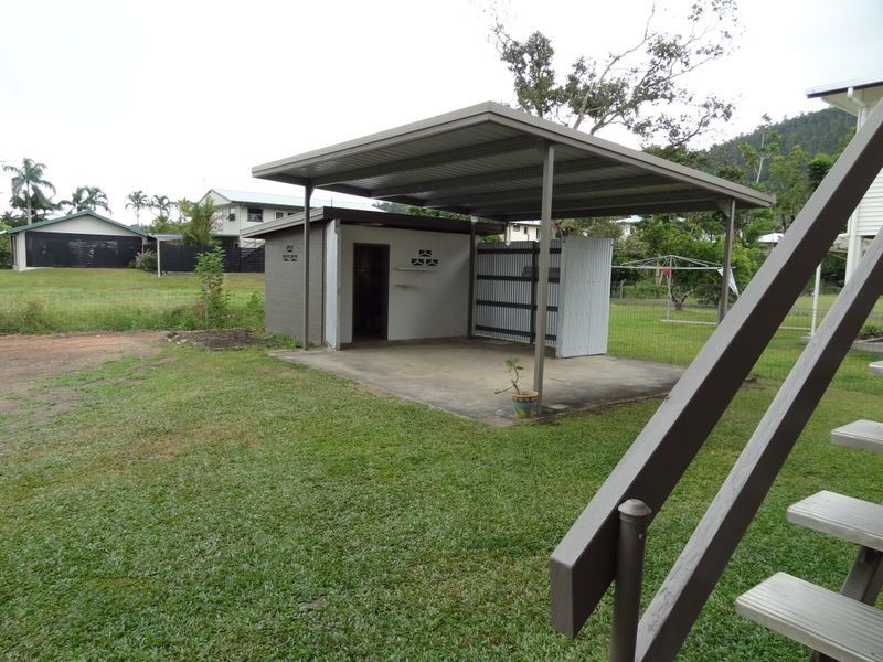 1 Millwood  Street, Tully QLD 4854