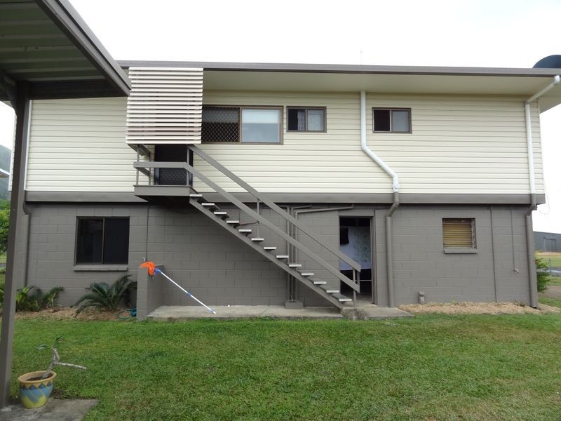 1 Millwood  Street, Tully QLD 4854