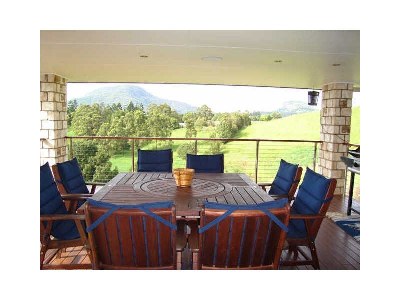 42 Castlefield Dr, Murwillumbah NSW 2484