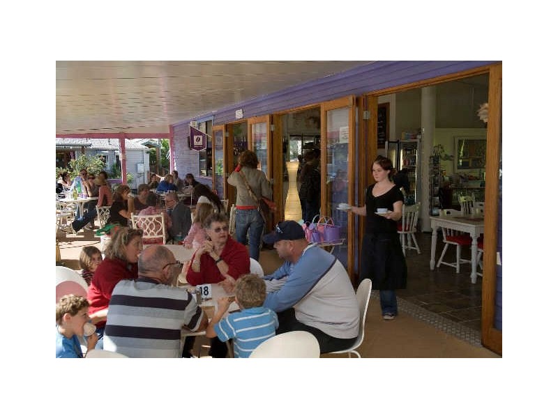 2 Rowlands Creek Road, Uki NSW 2484