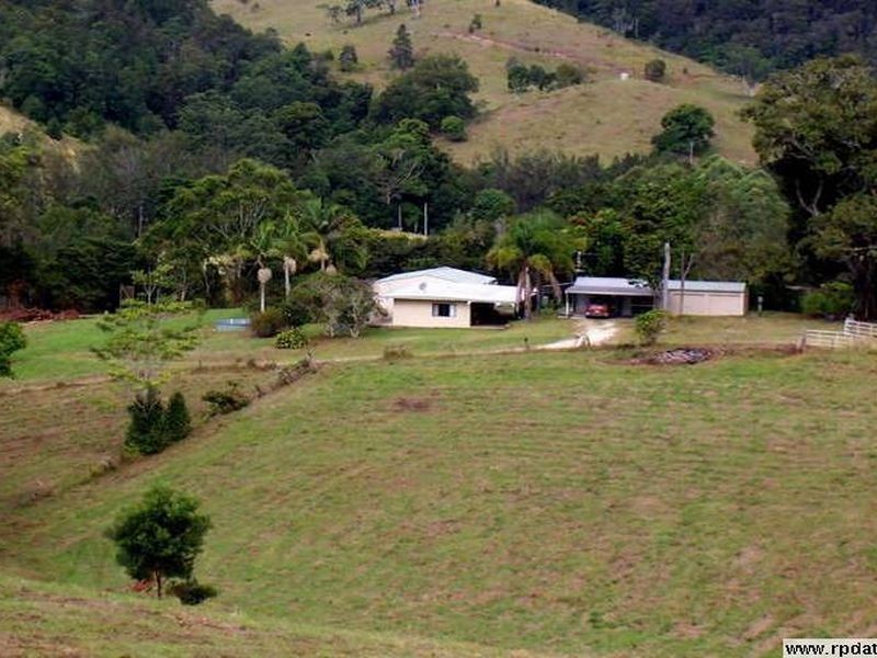 15-17 Tarcoola Lane, Uki NSW 2484