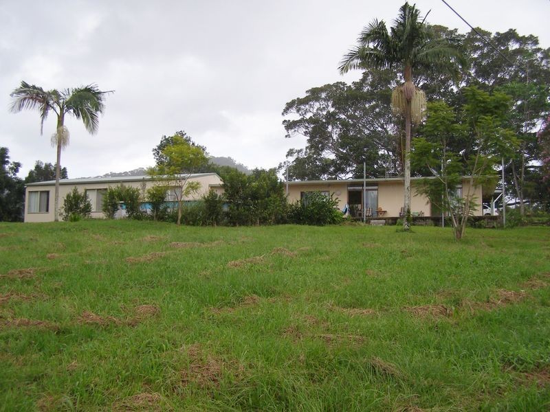 15-17 Tarcoola Lane, Uki NSW 2484