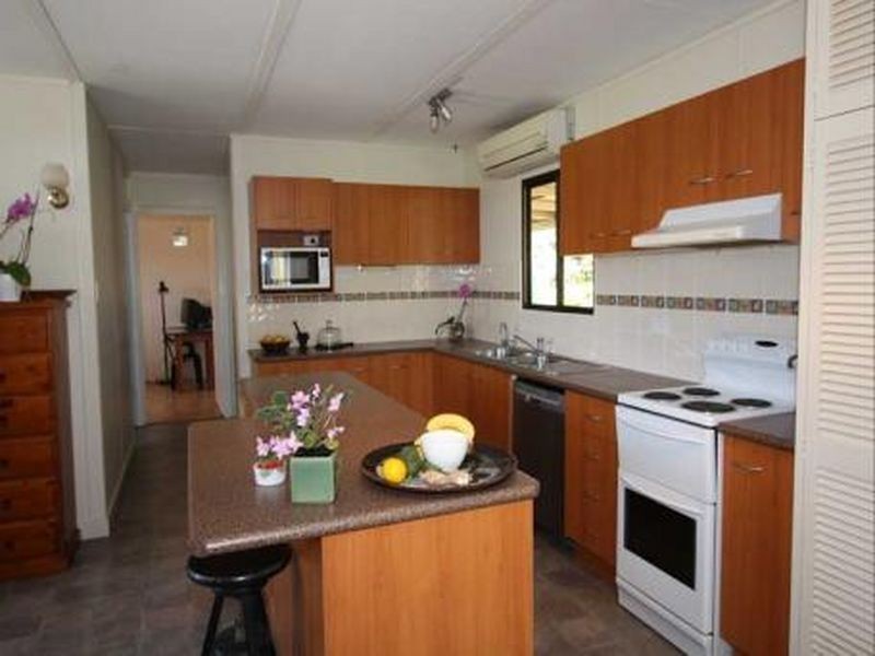 15-17 Tarcoola Lane, Uki NSW 2484