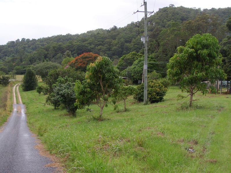 15-17 Tarcoola Lane, Uki NSW 2484