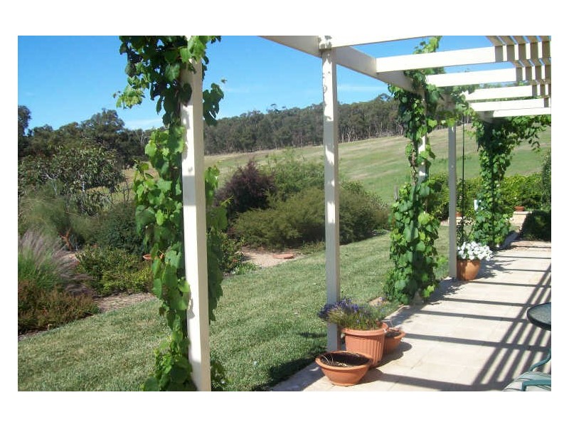 88 Valley Drive, Hidden Valley VIC 3756