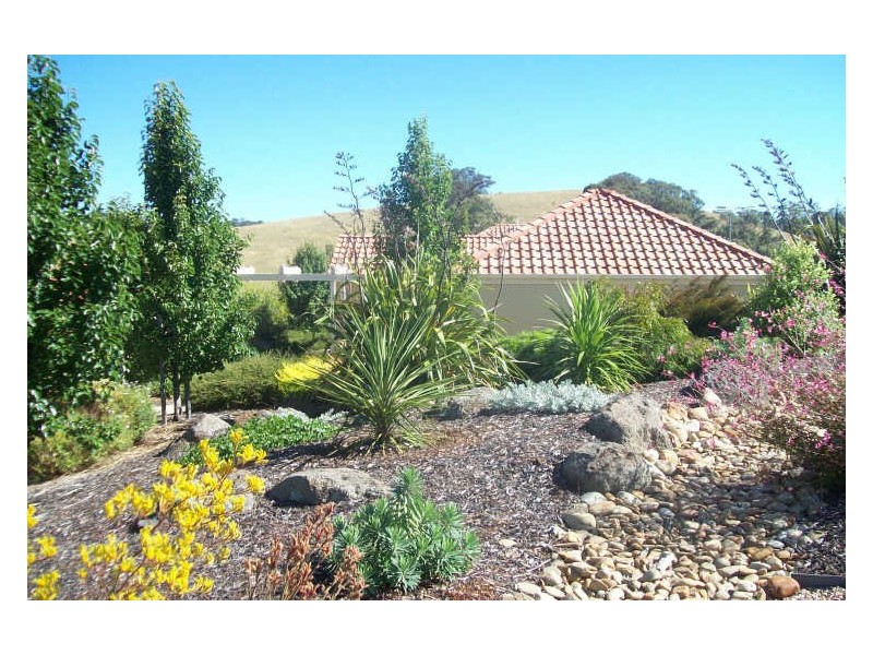 88 Valley Drive, Hidden Valley VIC 3756