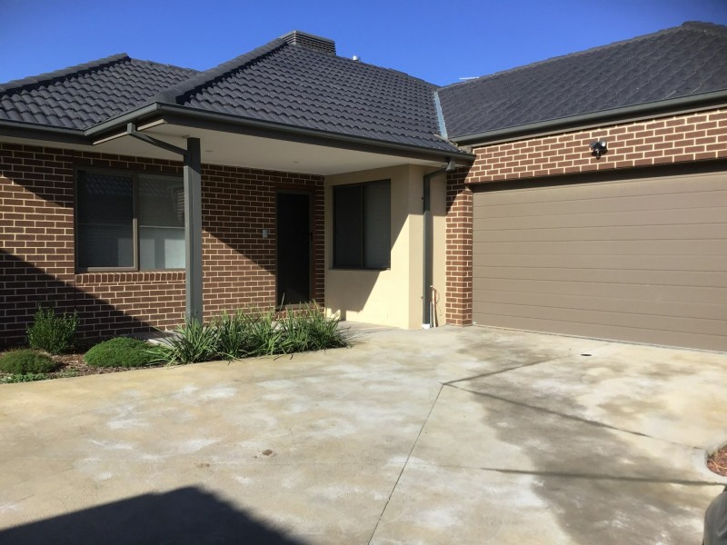 Unit 4/146 Bentinck Street, Wallan VIC 3756